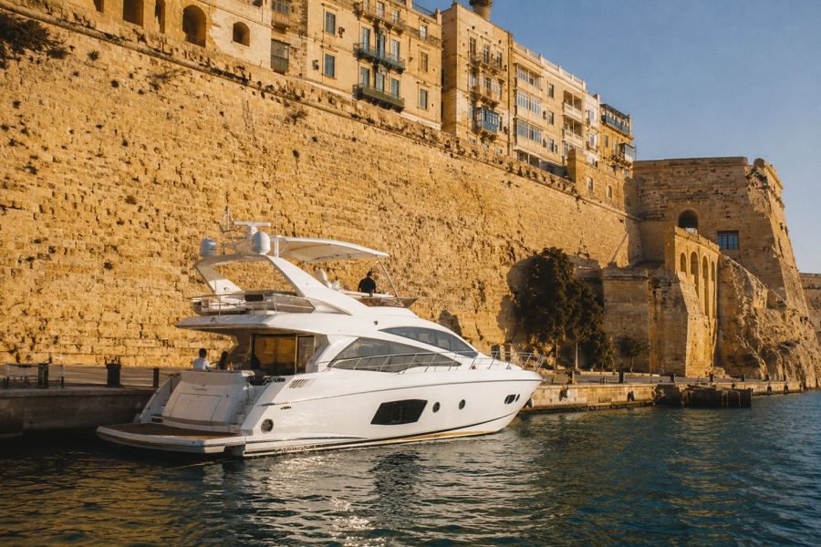 Sunseeker Predator 68